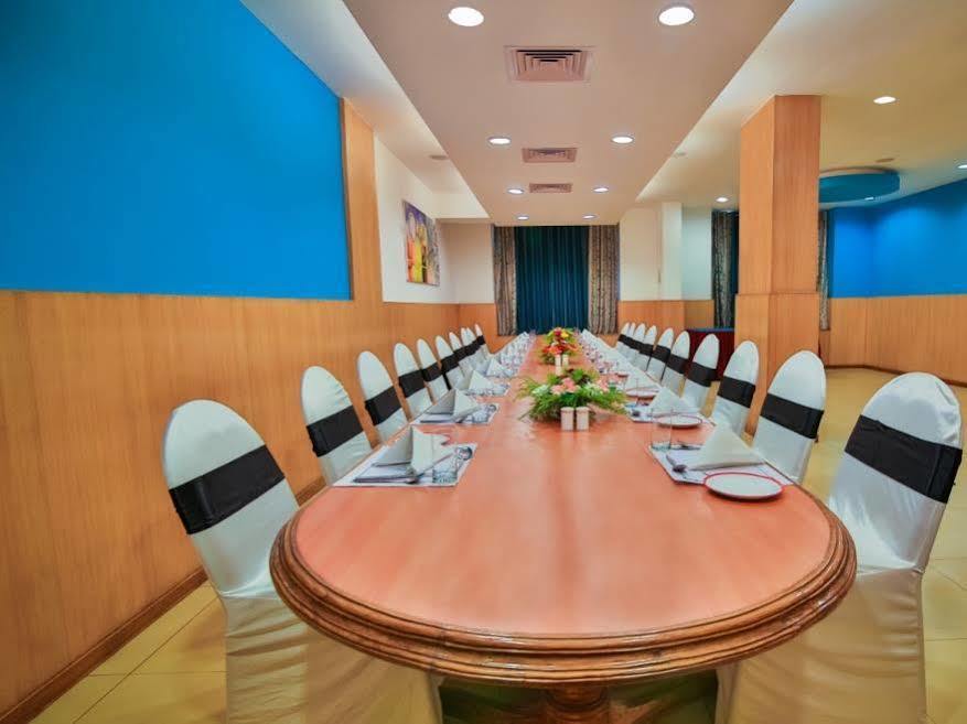 Hotel Capitol Hill Ranchi Zewnętrze zdjęcie